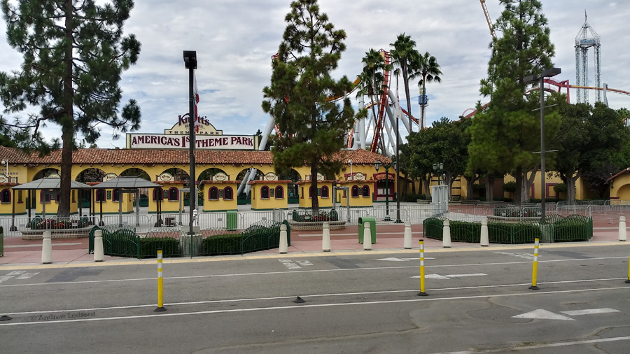 Knotts Berry Farm Buena Park During Covid when a Lot Of People Were Interested in Web Design.